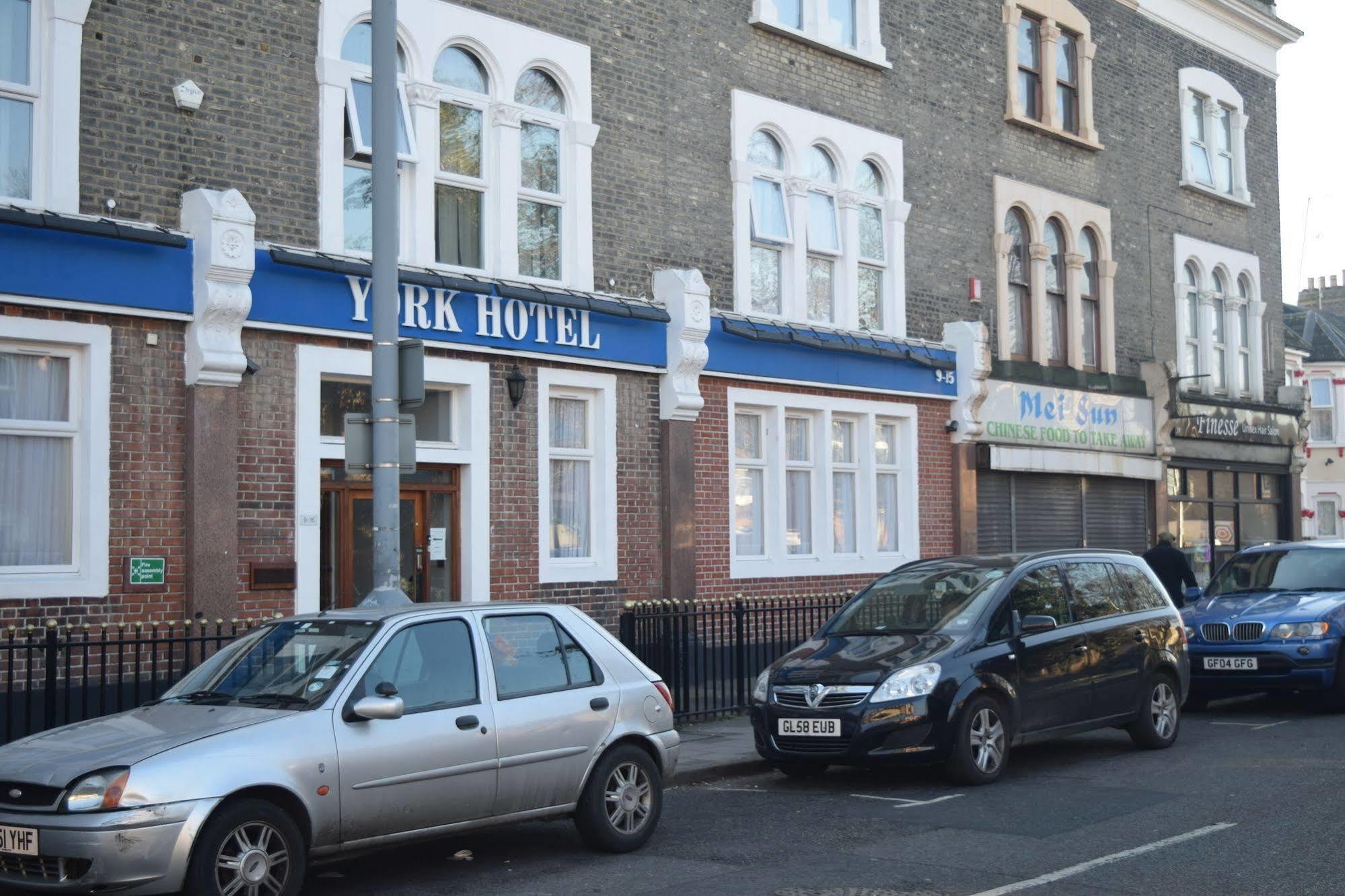 York Hotel Ilford Exteriör bild